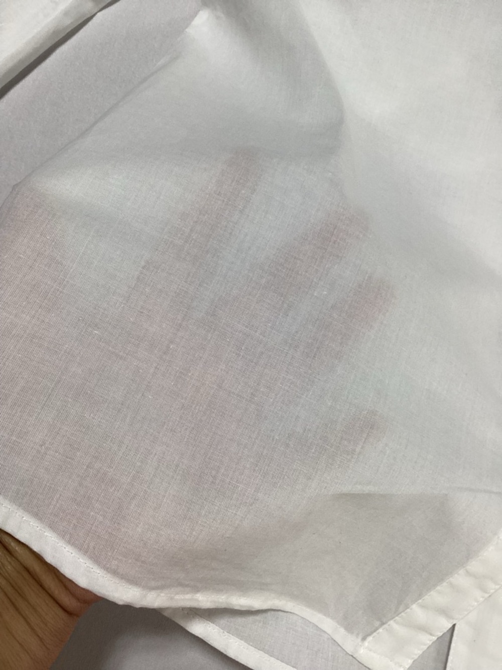 Women’s White Ruffle-Trim Button Front Blouse - Picture 4 of 11